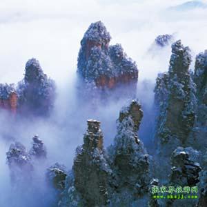 單獨(dú)成團(tuán)H線：張家界、天子山、寶峰湖、天門(mén)山、鳳凰古城純玩四晚五日游