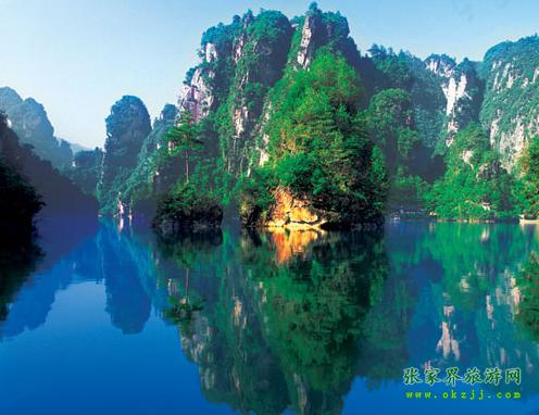 【長沙往返線路4】張家界、天子山、黃龍洞、天門山、鳳凰古城五日游